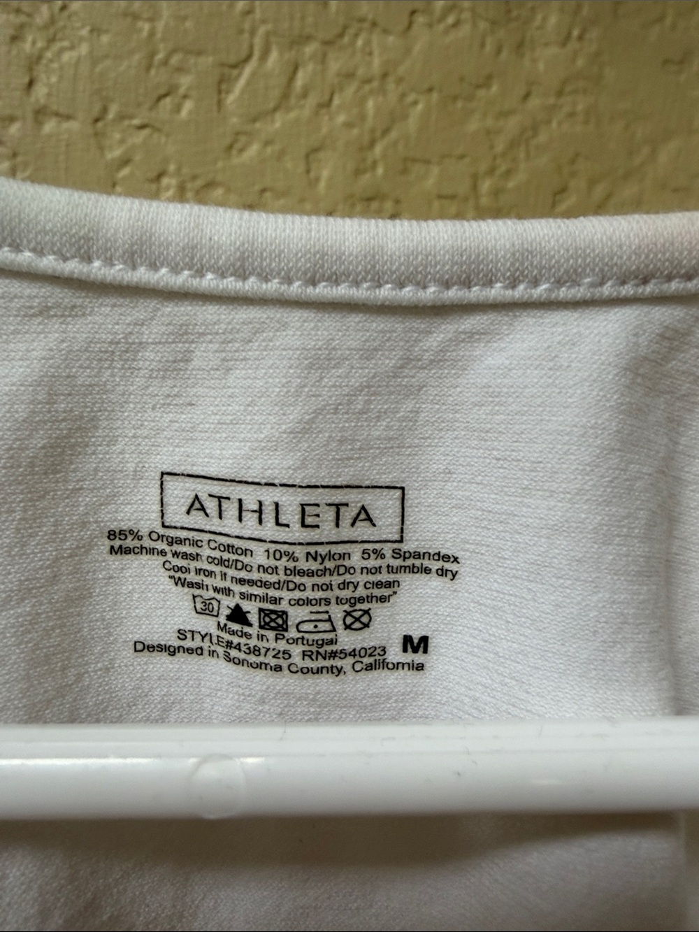 Athleta White Ribbed Scoop Neck Tank - Picture 2 of 3